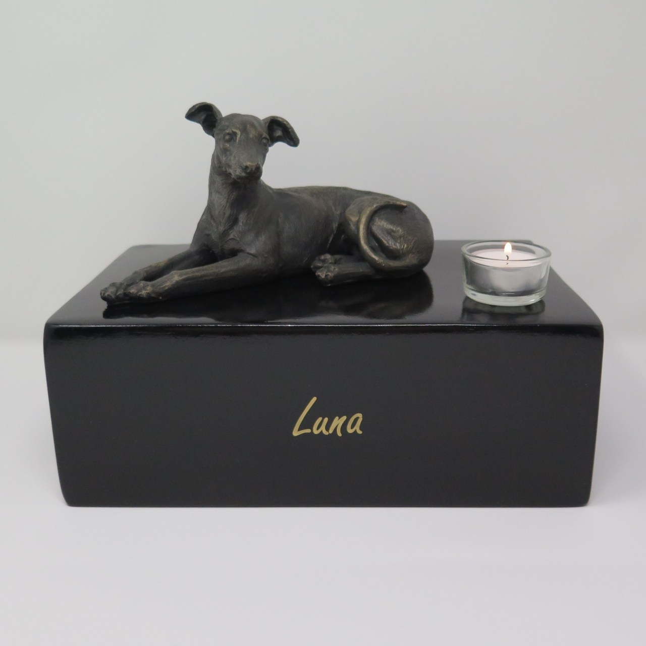 Greyhound Urne mit Teelicht