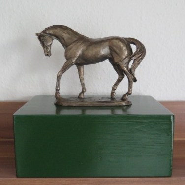 Pferdeurne mit Bronzefigur &amp; Teelicht